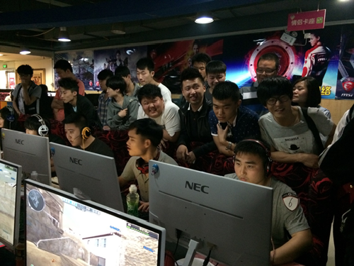 过闪光表现 过闪光表现