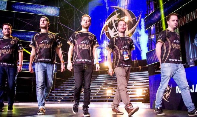 也包括触身 也包括触身